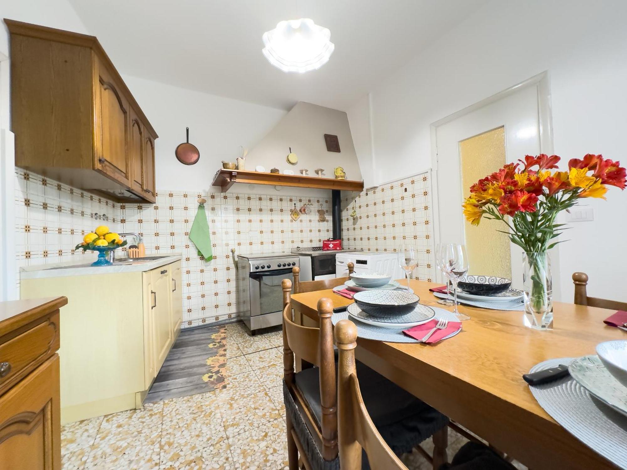 Sanremo Mare E Relax - Affittasi "Casa Illiade" Con Parcheggio Libero, Terrazza E Wi-Fi Exterior foto