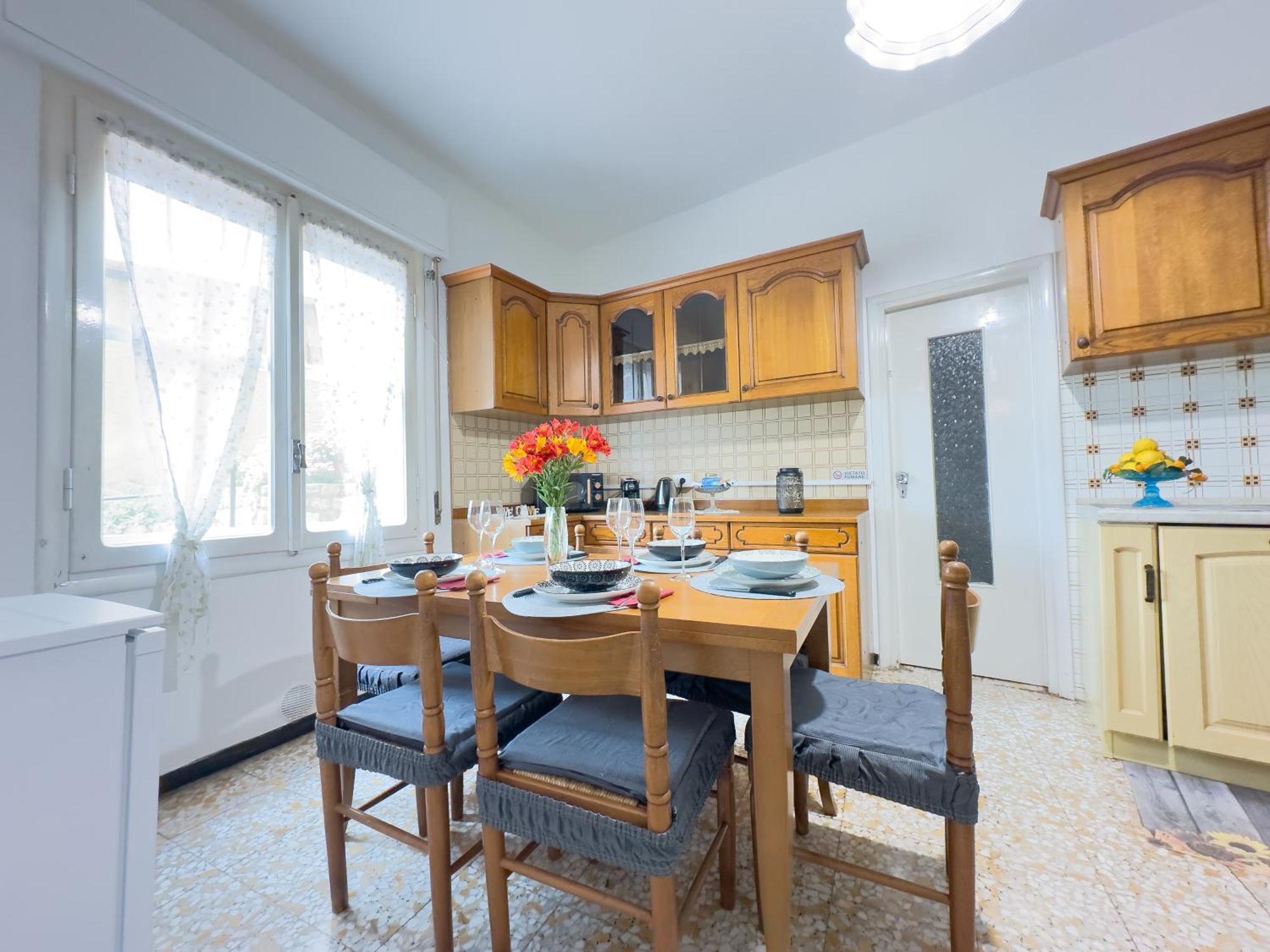 Sanremo Mare E Relax - Affittasi "Casa Illiade" Con Parcheggio Libero, Terrazza E Wi-Fi Exterior foto